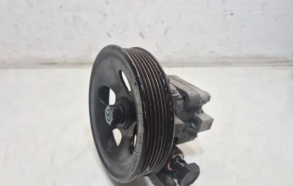 Hyundai Santa Fe Power steering pump 41F0354B