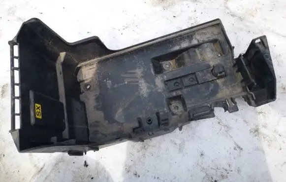 Opel Vectra C Battery box tray 24413805
