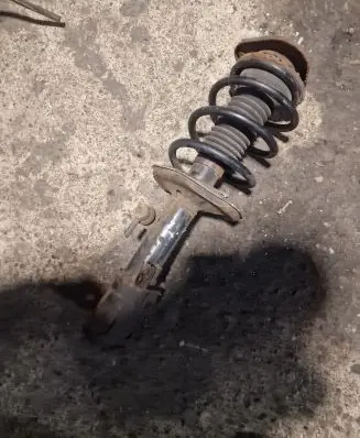 Toyota Corolla E120 E130 Front shock absorber/damper