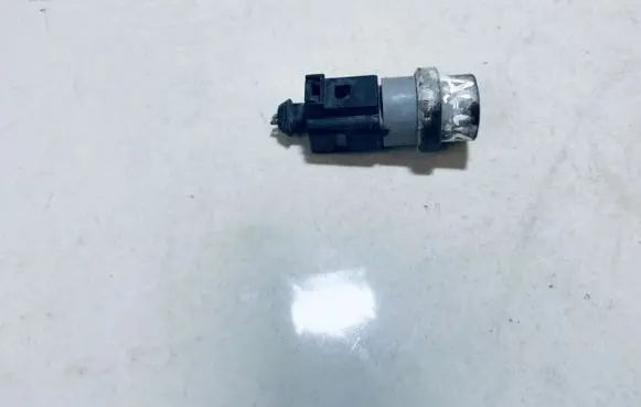 Volkswagen New Beetle Coolant temperature sensor 1j0959625