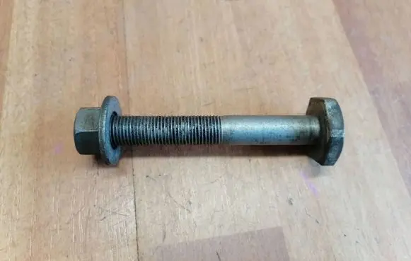 Renault Megane IV Front suspension camber bolt 7703101632 7703033209