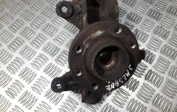 Renault Megane II Front wheel hub