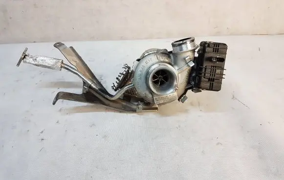 Mercedes-Benz GLB x247 Turbo A6540908400 884881