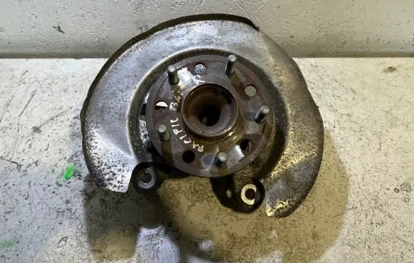Chrysler Pacifica Rear wheel hub