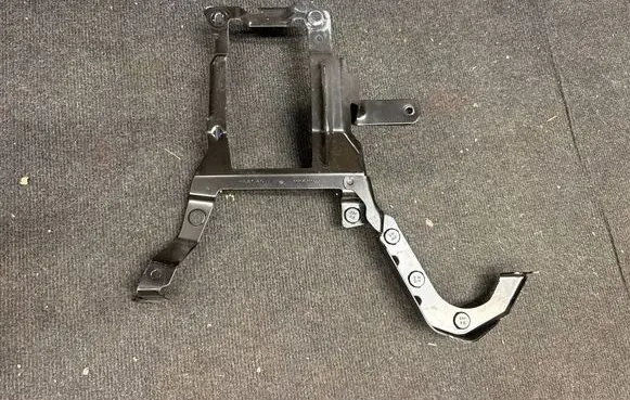 Jeep Grand Cherokee WL Other engine bay part 68454529AA
