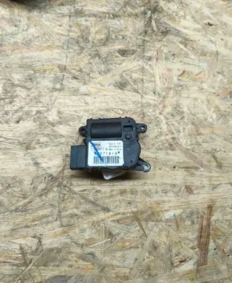 Opel Vivaro Air flap motor/actuator T1020397J