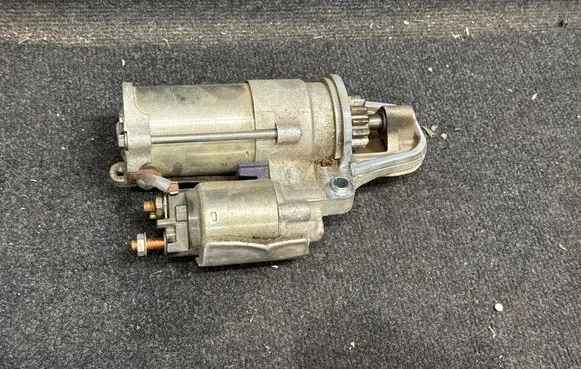 Ford Explorer VI Starter motor L1MT11000FC 201104 HHJ4A