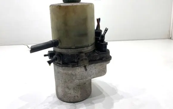 Volkswagen Polo V 6R Power steering pump 6R0423156B