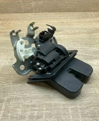 Audi A6 S6 C6 4F Tailgate/trunk/boot lock/catch/latch 8R0827505 115441