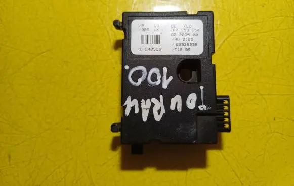 Volkswagen Touran I Steering angle sensor 1K0959654