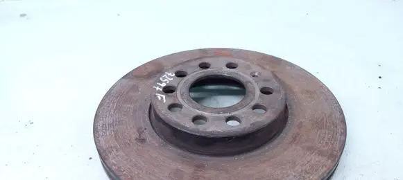 Volkswagen Touran II Front brake disc
