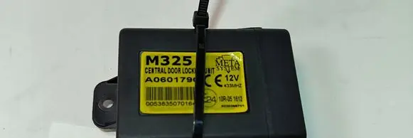Mercedes-Benz Sprinter W907 W910 Central body control module A0601790