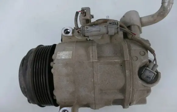Mercedes-Benz E W212 Air conditioning (A/C) compressor (pump) 447280-7081
