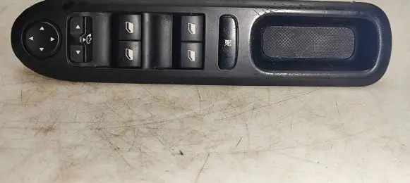 Peugeot 407 Electric window control switch 96468704XT 161107 009800846