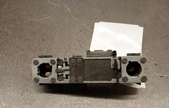 Renault Laguna II Tail light bulb cover holder 