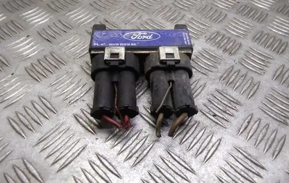 Ford Galaxy Coolant fan relay 95VW8C616BA 7MO000317C 95VW8653DA