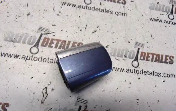 Mercedes-Benz E W210 Rear door handle cover 