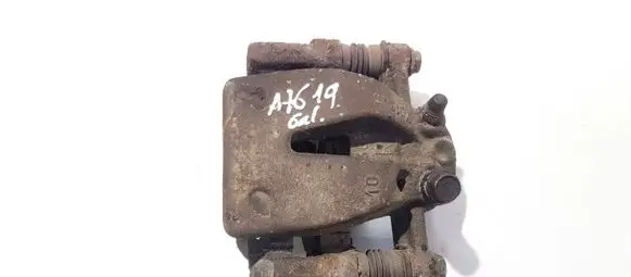 Toyota Avensis T250 Rear brake caliper y01340