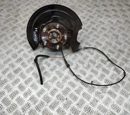 Nissan Leaf II (ZE1) Front wheel hub 400151KK0A