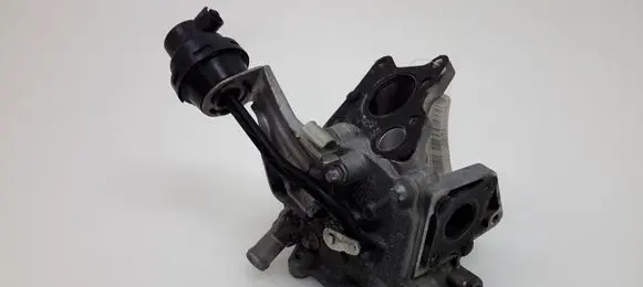 Mercedes-Benz Sprinter W906 Electric throttle body valve A6511400002