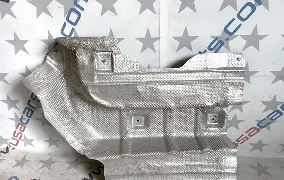 Chrysler Pacifica Exhaust heat shield 68214224AB