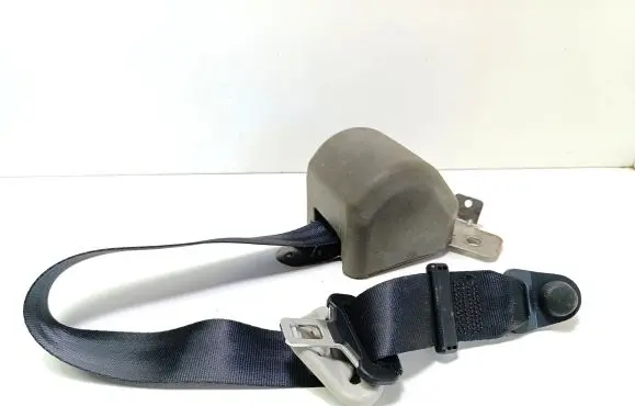 Citroen C3 Picasso Rear seatbelt 96817098