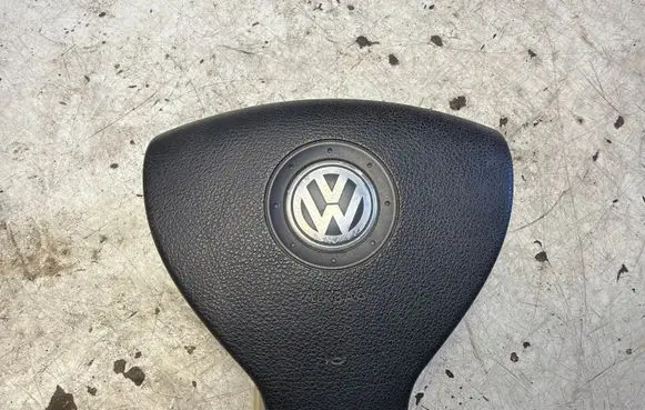 Volkswagen Golf V Steering wheel airbag 61607480