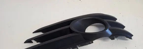 Opel Vectra C Front fog light trim/grill 9068000011 13182924 PPEPDM