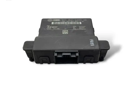 Audi A3 S3 8P Gateway control module 1K0907530D 1KO907951