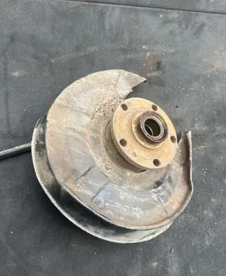 Audi A6 S6 C5 4B Rear wheel hub spindle/knuckle 