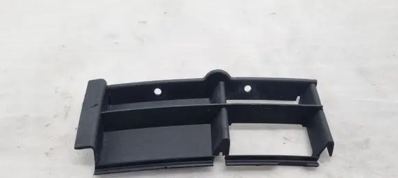 BMW 5 E39 Front bumper lower grill 8235640 51118235640