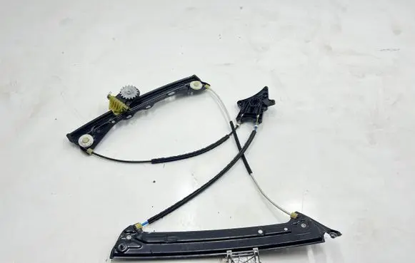 BMW 4 F32 F33 Front window lifting mechanism without motor 7281623 7352747