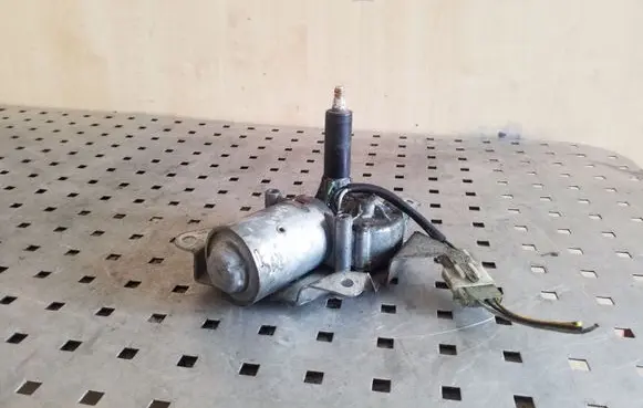 Renault Kangoo I Rear window wiper motor 7700308806 0390216752