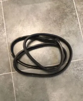 KIA Stonic Rear door rubber seal (on body) 