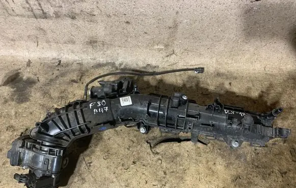 BMW 3 F30 F35 F31 Intake manifold 8513655