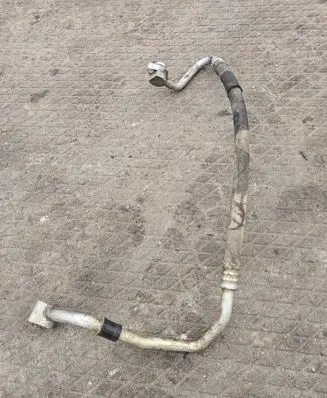 Volkswagen Transporter - Caravelle T5 Air conditioning (A/C) pipe/hose 7H0820744AD 080807