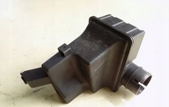Suzuki Ignis Intake resonator 