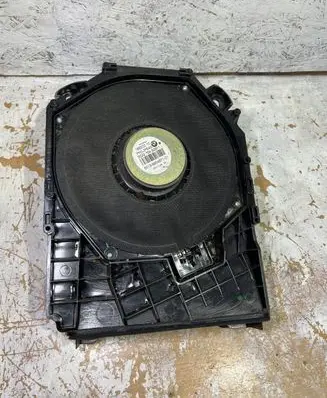BMW 1 E81 E87 Subwoofer speaker 18820010