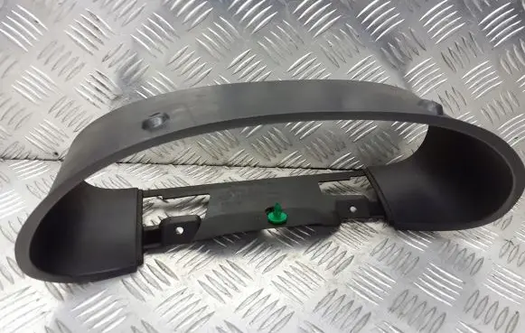 Chrysler Grand Voyager IV Steering wheel column trim