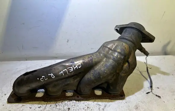 Dodge Challenger Exhaust manifold