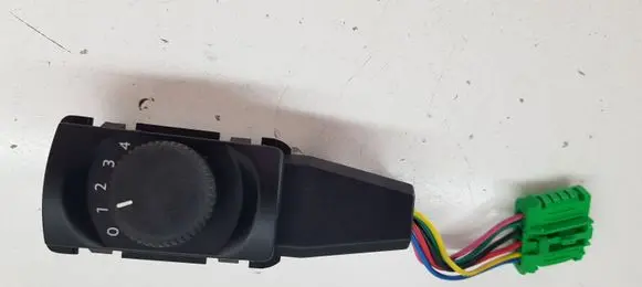 Peugeot 5008 Air conditioning/heating control unit 96846886XT