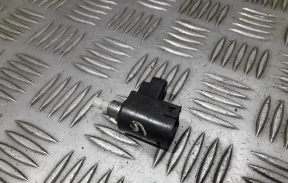 Toyota Auris 150 Brake pedal sensor switch cv591