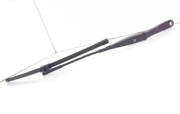 Opel Astra H Front wiper blade arm 13111219