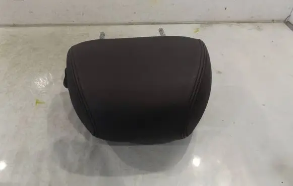 Alfa Romeo 147 Front seat headrest 