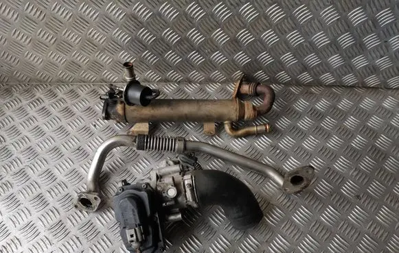 Volkswagen Golf V EGR valve 03L131512B 03G131521AM 03L131521AK