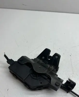 BMW 3 E90 E91 Tailgate/trunk/boot lock/catch/latch 8196401