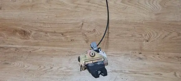 Volvo S60 Tailgate/trunk/boot lock/catch/latch 8679694