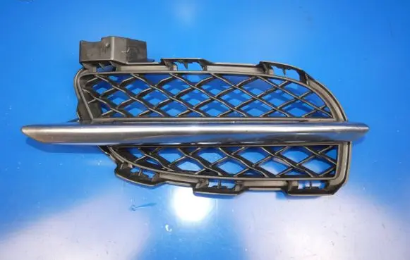 Jaguar XJ X351 Front bumper lower grill AW9315K232AB