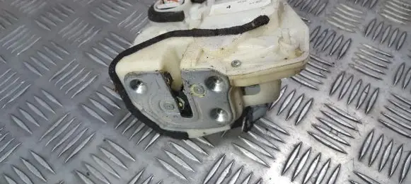 Mazda 2 Front door lock f97g02l1 f97-g02-l1