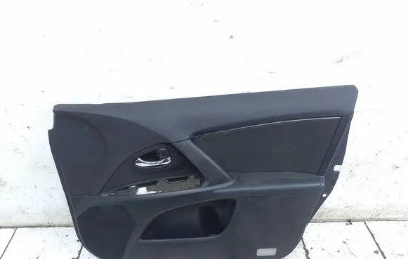 Toyota Avensis T270 Front door card panel trim 6762305040